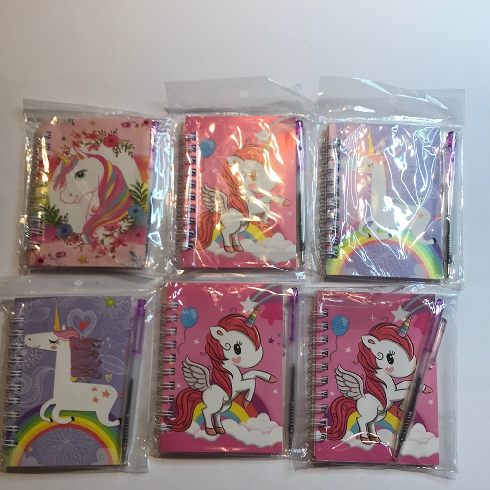 Pony little note books with pen included